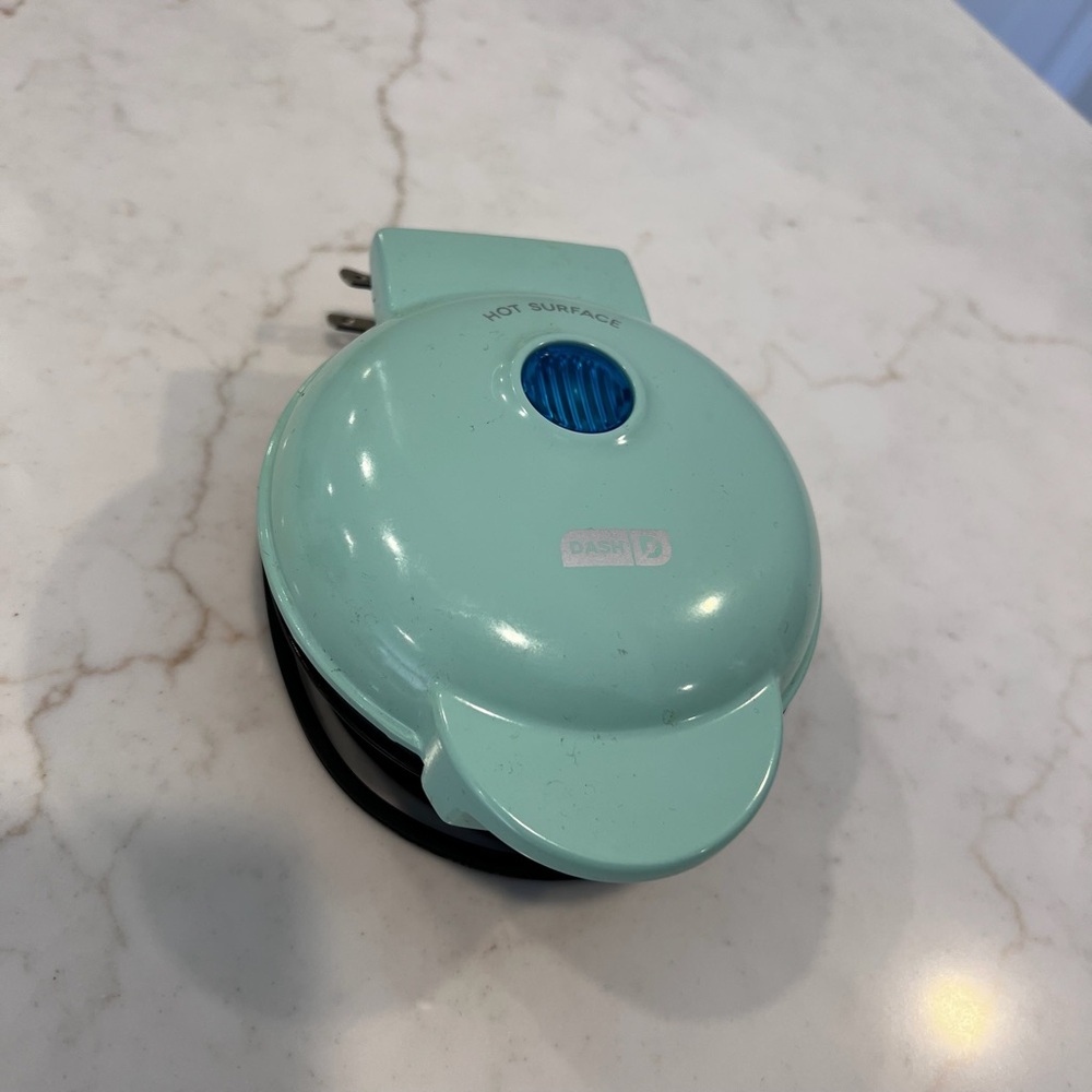 Dash Mini Waffle Maker